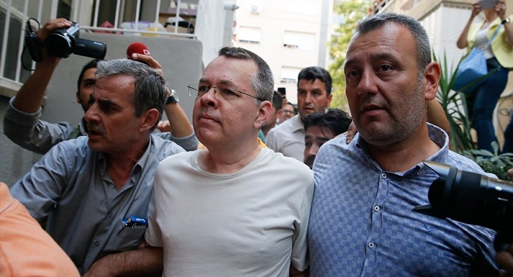 Турция может отпустить пастора Брансона после очередного суда в октябре