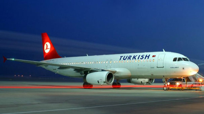 Турецкие авиалинии дополнительно наймут более 2,5 тыс сотрудников