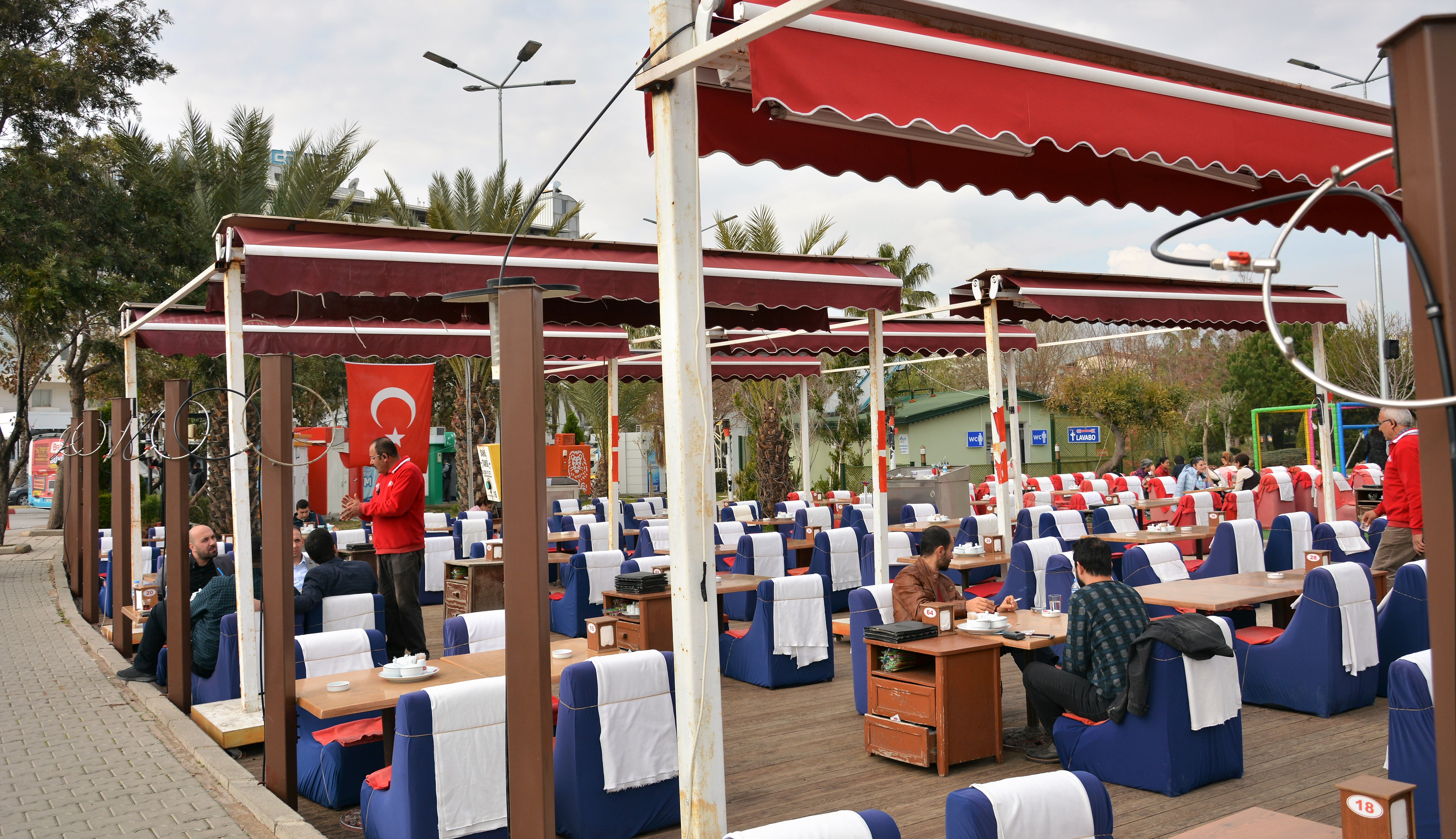 Хорошие  и бюджетные заведения с турецкой кухней в Анталии