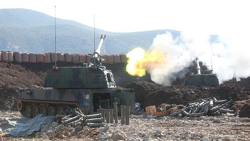 Турецкая артиллерия обстреляла боевиков на севере Сирии