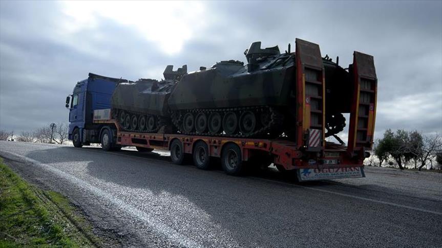 В Шанлыурфу прибыла колонна военной техники ВС Турции