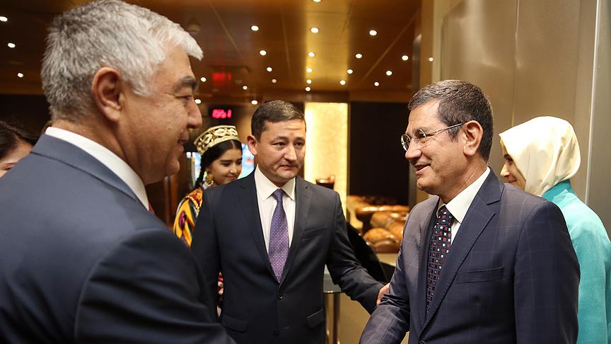 Министр обороны Турции посетил Узбекистан с официальным визитом