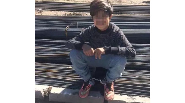 Житель Эскишехира заковал 12-летнего племянника в кандалы