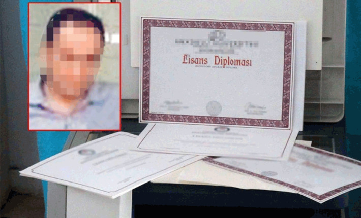 Турецкий учитель проработал в школе 19 лет с фальшивым дипломом