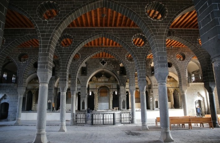 Турция отремонтирует крупнейшую армянскую церковь на Ближнем Востоке
