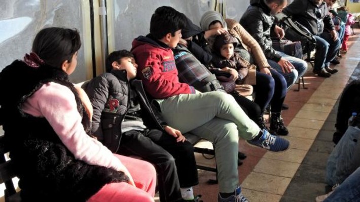 В Измире задержано более 160 нелегальных мигрантов