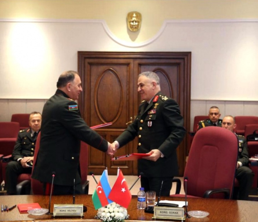 Азербайджан и Турция подписали новый документ о военном сотрудничестве