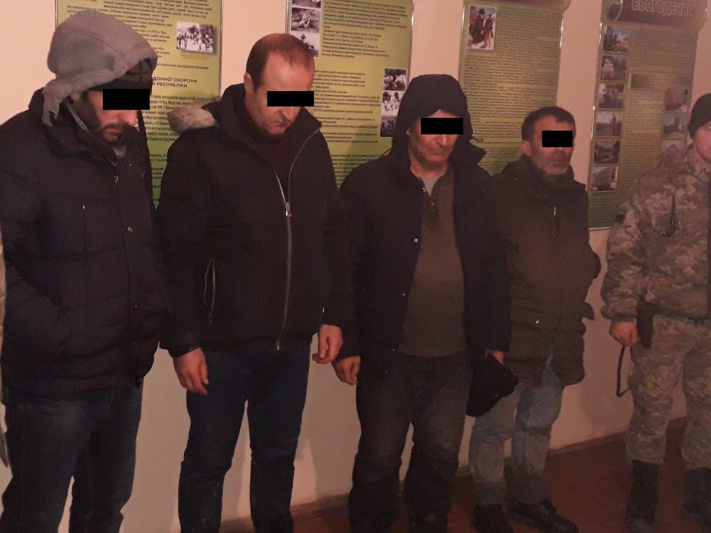 4 турецких гражданина во Львовской области попытались незаконно пересечь границу с Польшей