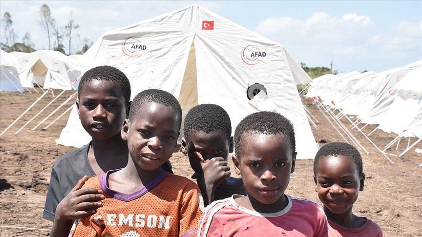 Турция оказывает помощь пострадавшим от урагана в Мозамбике