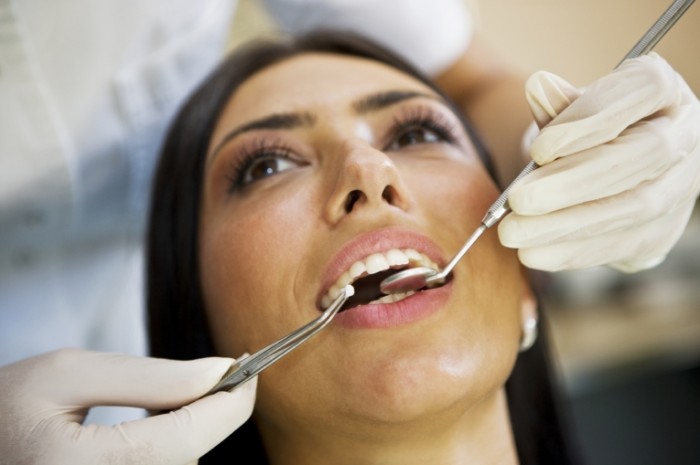  Дежурные стоматологические поликлиники в Анталии, работающие в воскресенье?