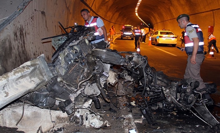 2 человека погибли в ДТП в анталийском тоннеле