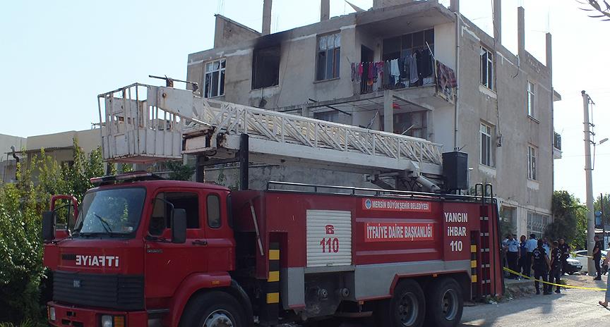 Пожар в жилом доме в Мерсине унес жизни двух детей 3-х и 4-х лет