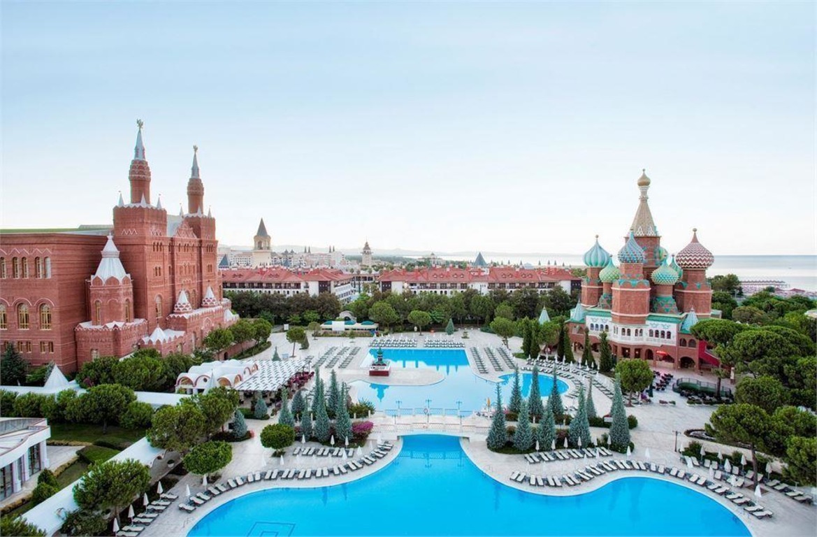 Турецкий отель Kremlin Palace продан российскому туроператору