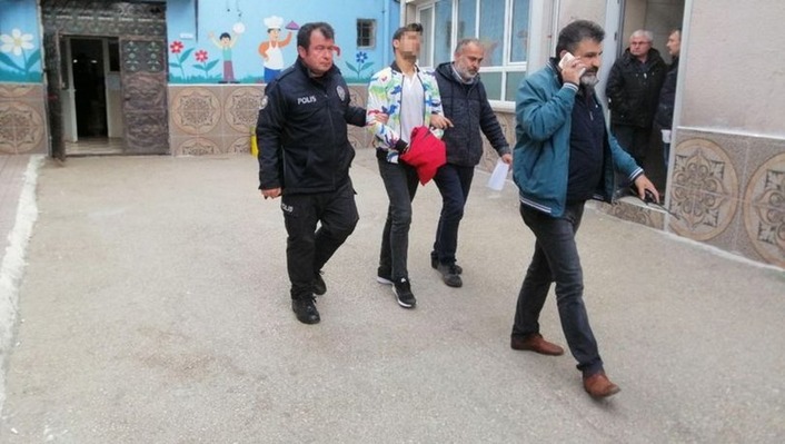 В Турции 125 разыскиваемых были арестованы на избирательных участках