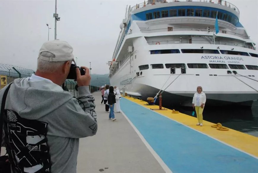 Более 17 тыс российских туристов посетили Амасру на круизных лайнерах