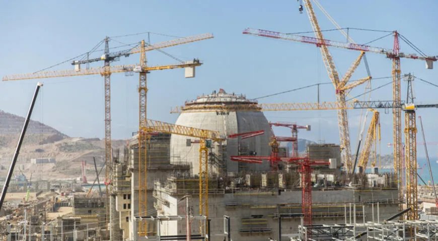 На АЭС "Аккую" завершено бетонирование купола внутренней защитной оболочки