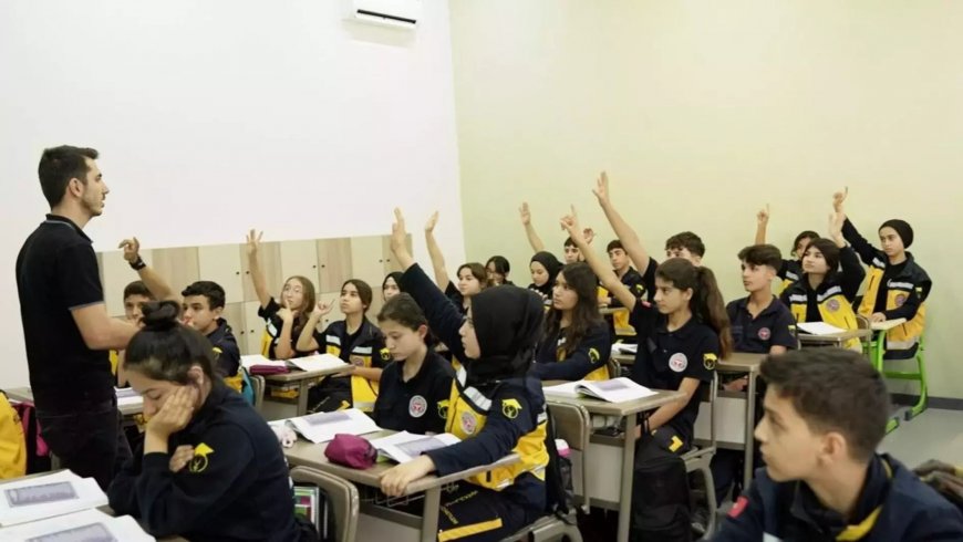 В турецких школах начнут преподавать этикет