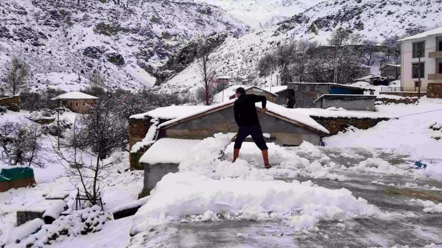 Снегопад парализовал несколько провинций Турции
