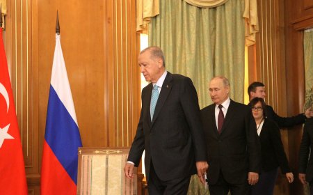 В Кремле опровергли отмену визита Путина в Турцию