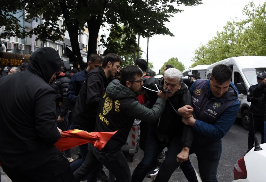 Полиция Стамбула задержала десятки человек при попытке пройти на Таксим