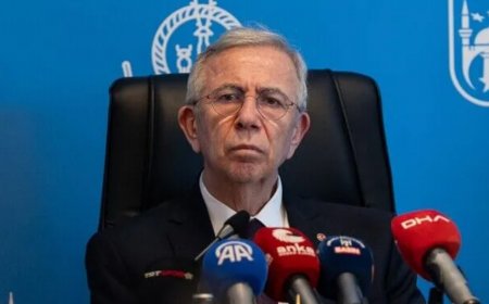 Мэрия Анкары опровергла слухи о переходе Мансура Яваша в другую партию